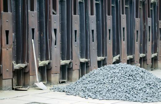 Clinker blocks are produced from smelting waste like coke.