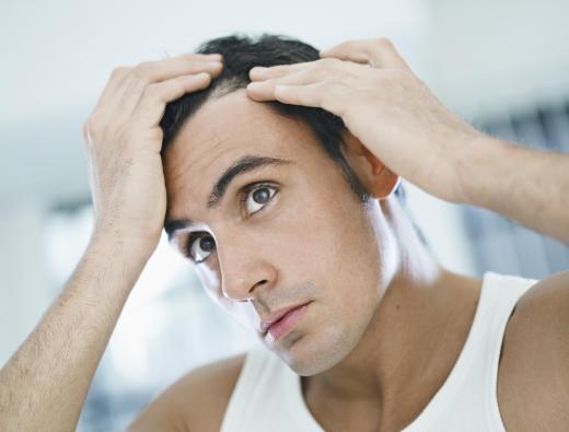 Folk medicine recommends kerosene for treatment of lice and to reduce the itching associated with them.