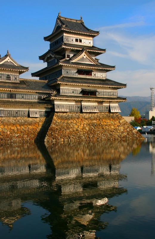 During Japan's Tokugawa Period, castles were built atop earthworks that were located behind moats to maximize protection against attackers.